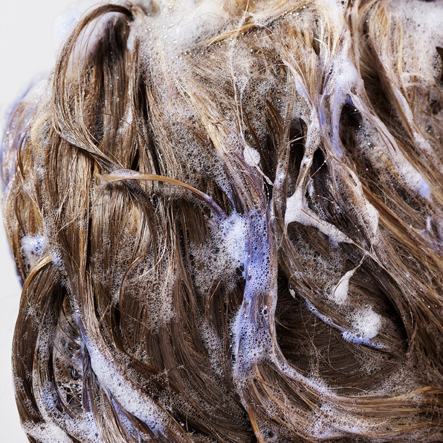 Oribe Bright Blonde Shampoo for Beautiful Color - Oribe Hair Care - Image 3