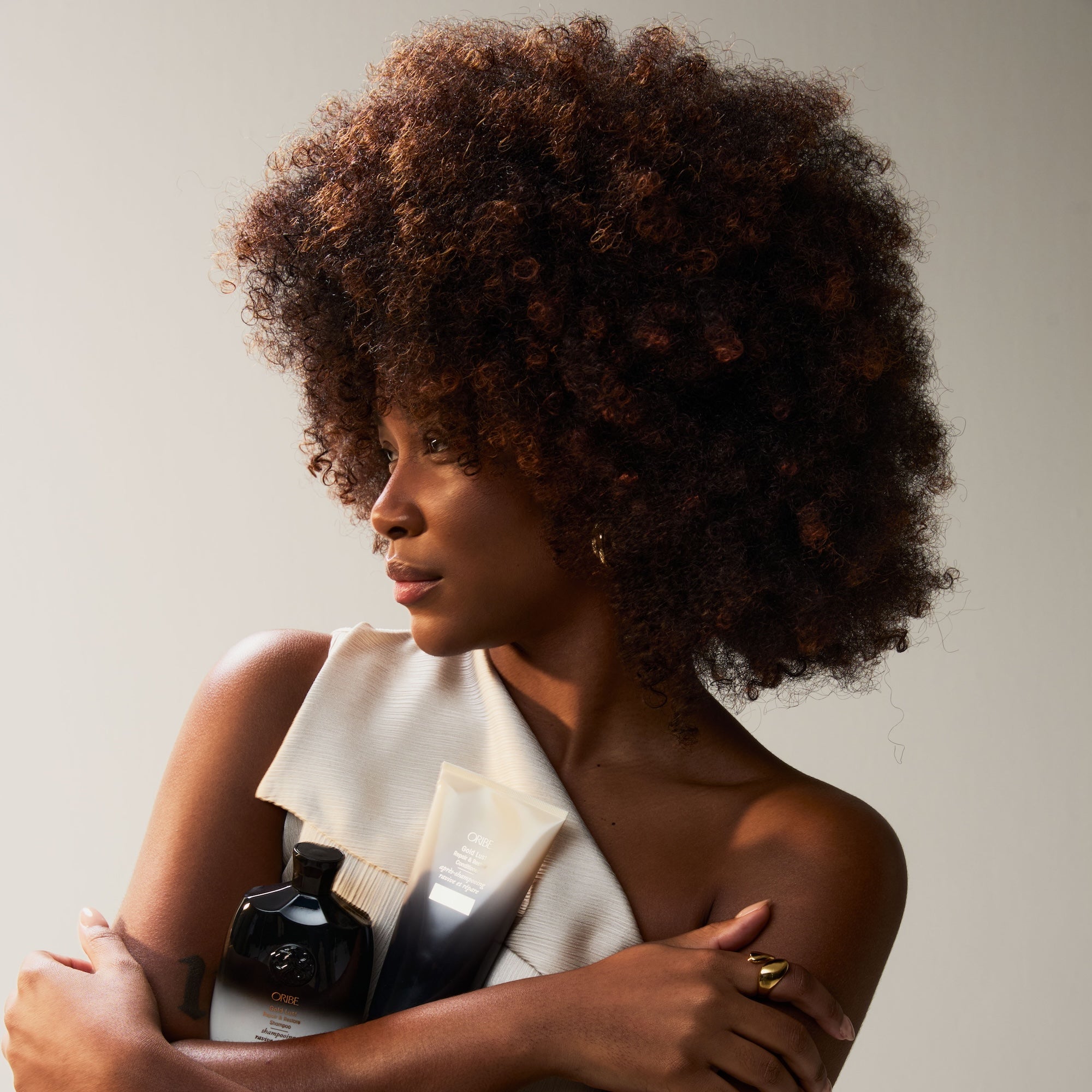 Oribe Gold Lust Repair & Restore Shampoo - Oribe Hair Care - Image 6