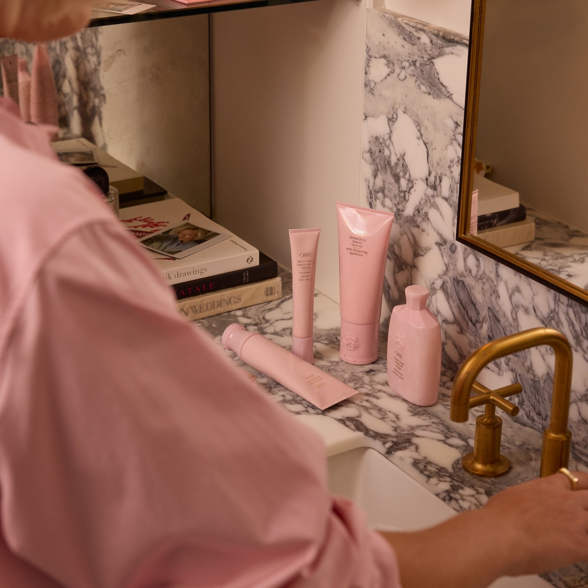Oribe Serene Scalp Exfoliating Scrub - Oribe Hair Care - Image 4