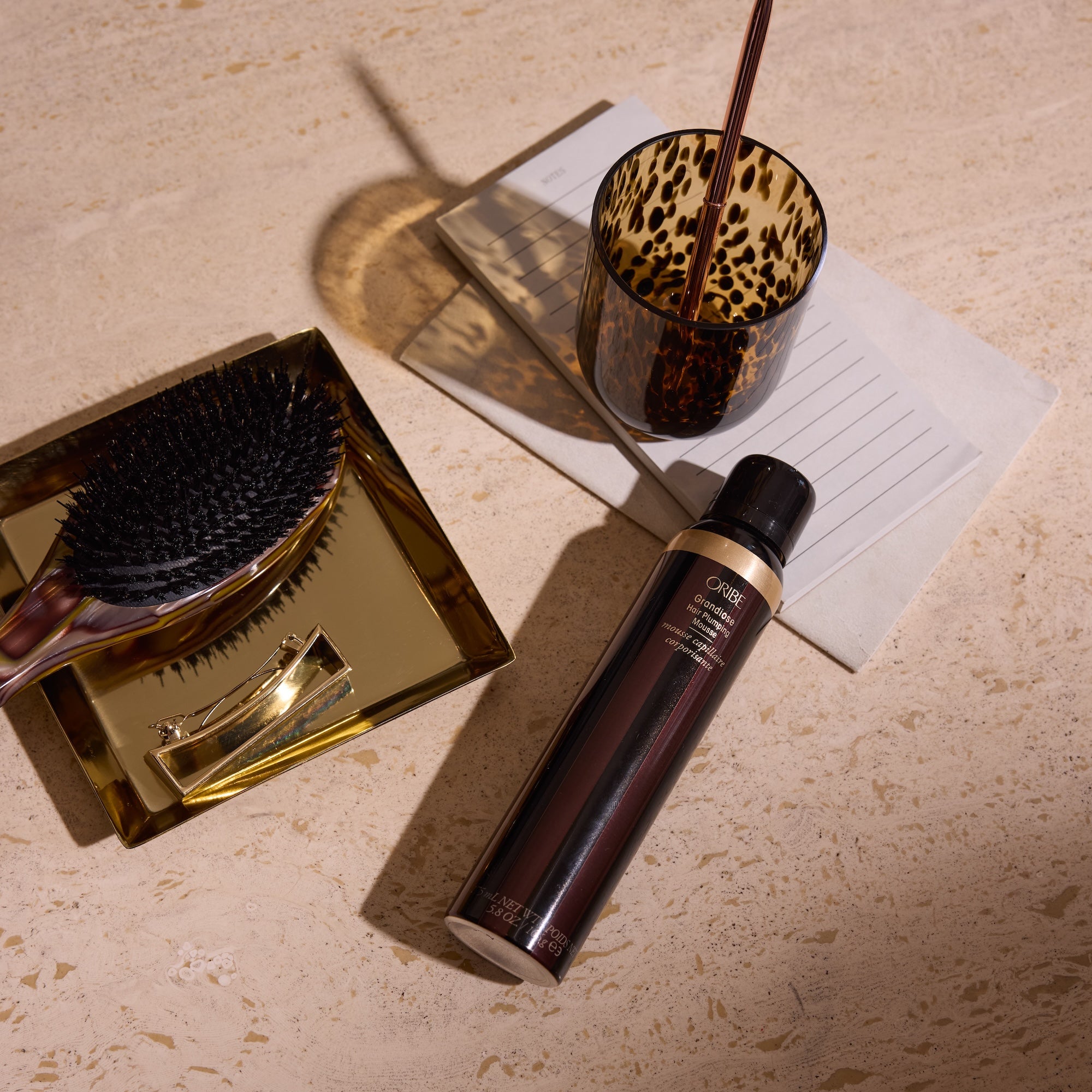 Oribe Grandiose Hair Plumping Mousse - Oribe Hair Care - Image 3